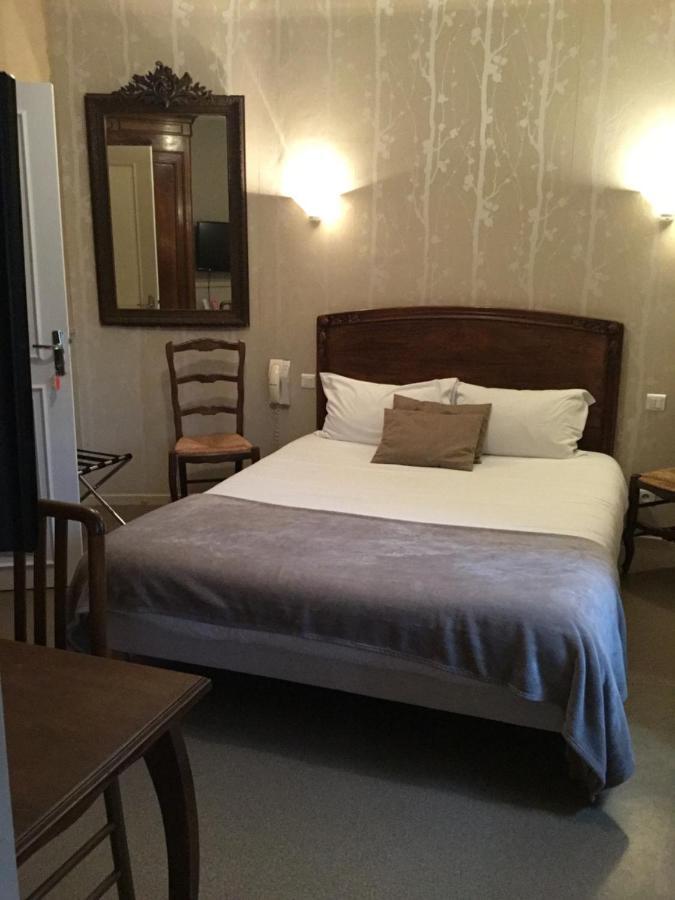 Hotel Le Pont Napoleon Moissac Exterior foto
